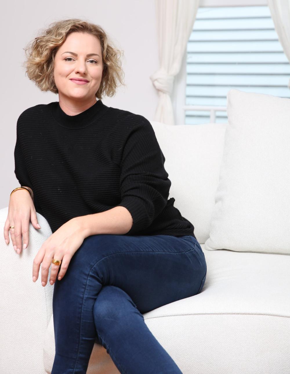 Portrait of Sarah Buckle, women&rsquo;s specialist psychotherapist in Brisbane